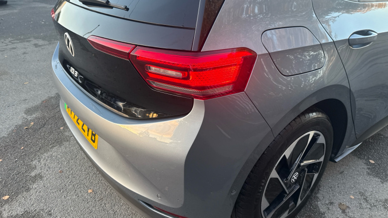 Volkswagen ID.3 150kW Family Pro Performance 58kWh 5dr Auto Electric Hatchback